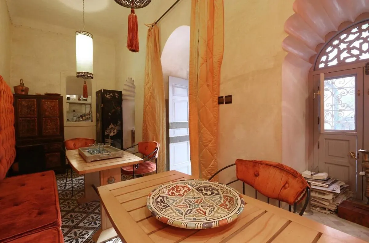 Riad La Tulipe, Private, 4 Ch, Medina Marrakesh Villa