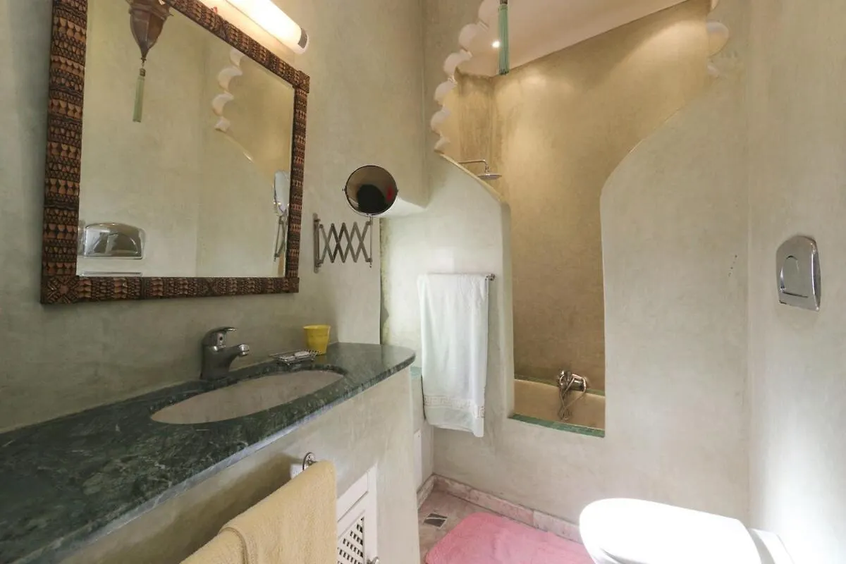 Villa Riad La Tulipe, Private, 4 Ch, Medina Marrakesh